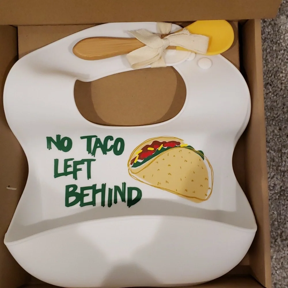 Mudpie Baby Taco Gift Set - Picture 2 of 3